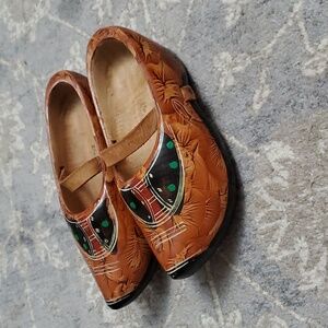 Vintage wooden Dutch clogs 27cm 10-11 women's